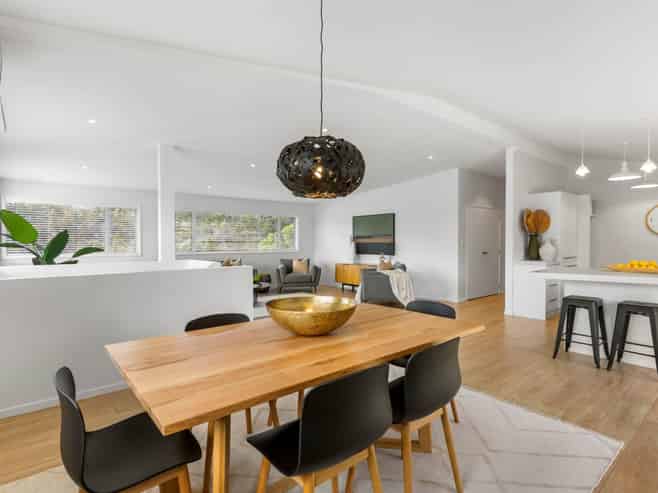 18 Sandford Street, Campbells Bay