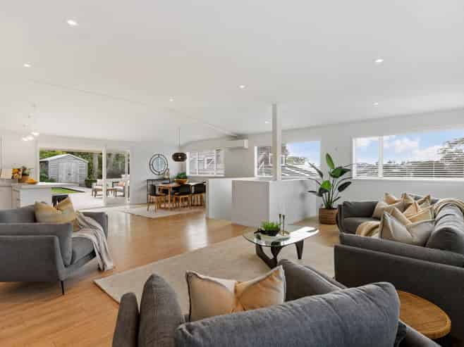 18 Sandford Street, Campbells Bay