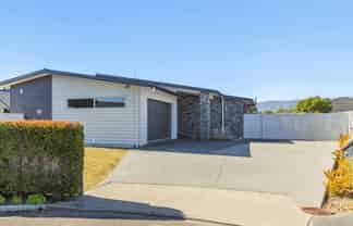 77 Kotuku Drive, Paraparaumu Beach