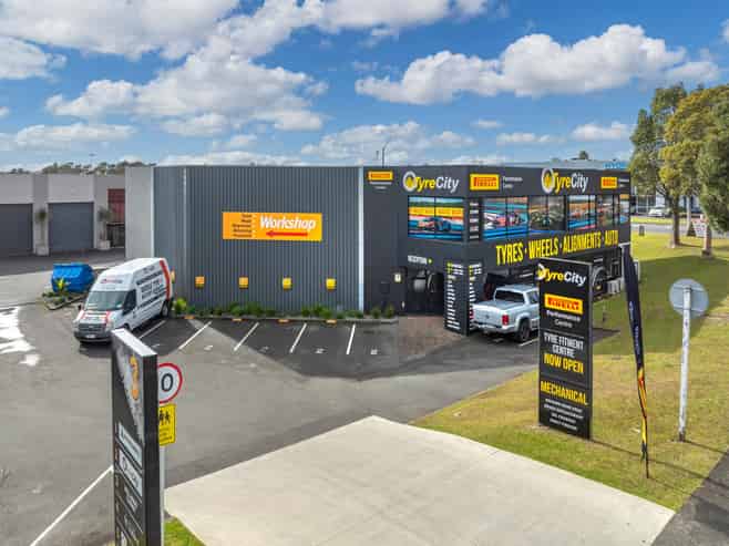 Tenanted investment in Strategic Albany Location