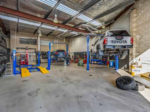 Tenanted investment in Strategic Albany Location