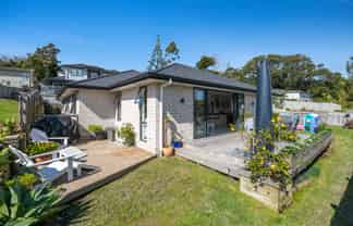 9 St Julia Court, Helensville