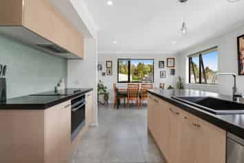 9 St Julia Court, Helensville