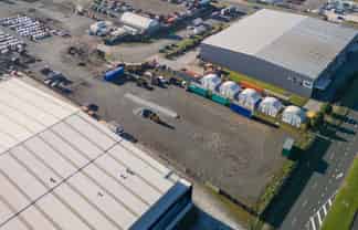 Sole Agency: 2,000sqm yard