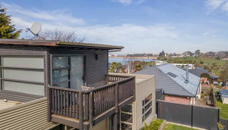 2A Climie Terrace, Waimataitai