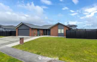 19 Te Punga Road, Wallaceville