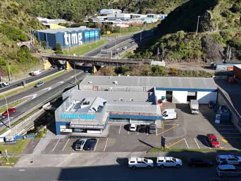 Pole position facing State Highway 1