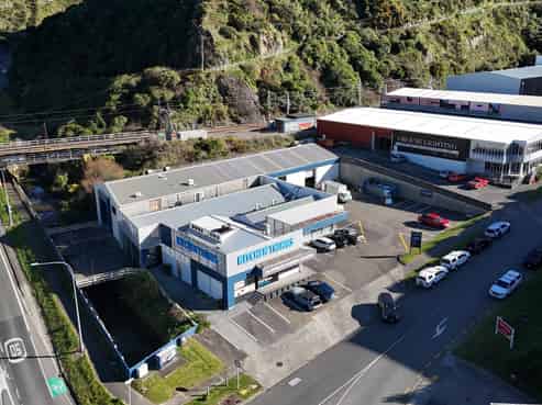 Pole position facing State Highway 1