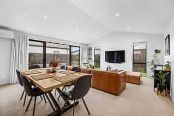 14 Navarra Road, Halswell