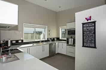 22 Jude Way, Tauranga Central