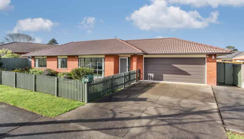 4 Emmerdale Ave, Papakura