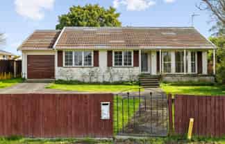 74 Snell Drive, Chartwell