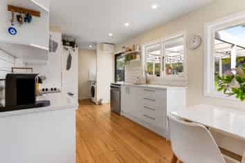 13 Ayrton Street, Te Atatu South
