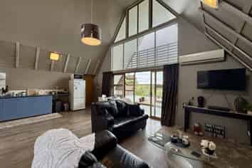 Loft 347 Grahams Road, Willowby