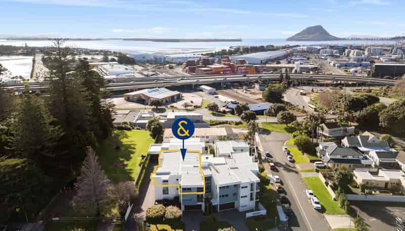 4/52 Cliff Road, Tauranga Central