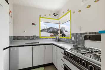 C2/535 Grahams Beach Road, Awhitu