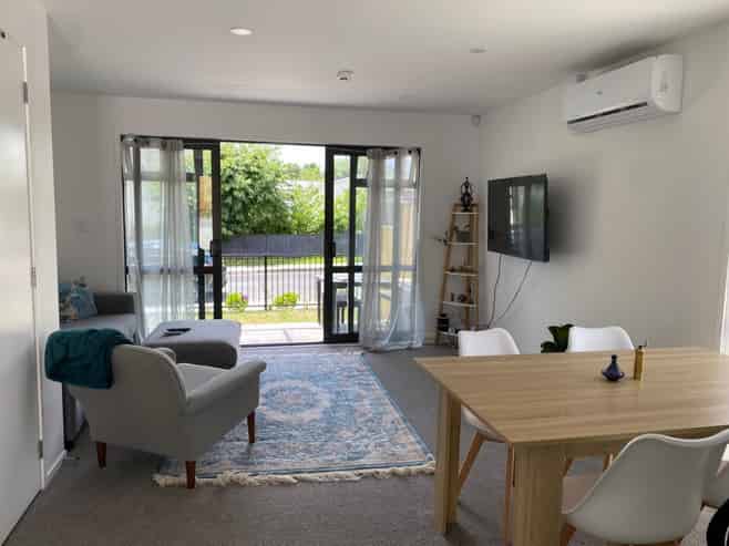 1D Shamrock Lane, Te Atatu Peninsula