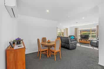 6 Riegler Place, Belfast