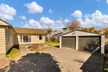 25 Derrett Place, Saint Martins