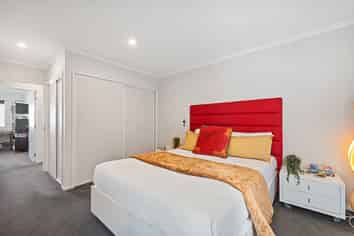 8 William Dawson Crescent, Wigram