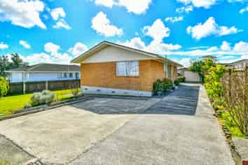 90 Boundary Road, Clover Park