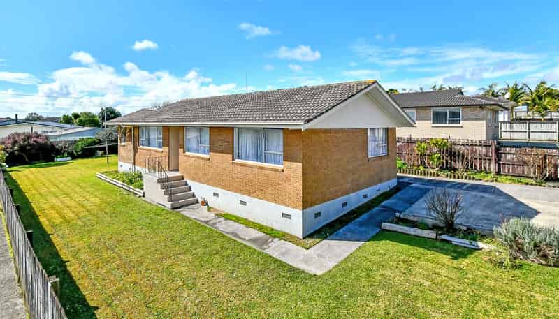 90 Boundary Road, Clover Park