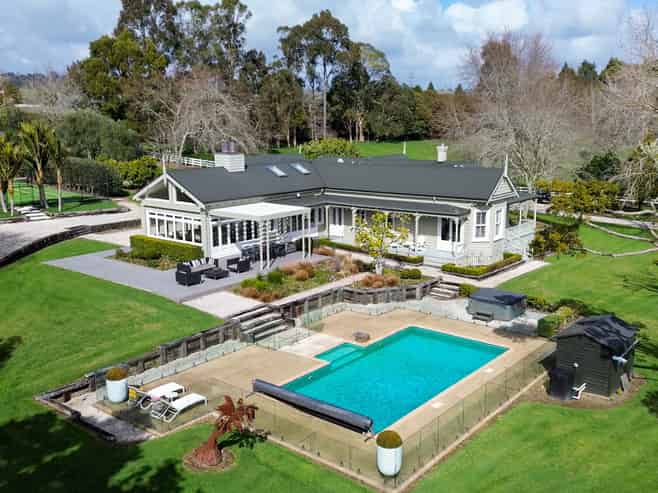 316 Monument Road, Clevedon