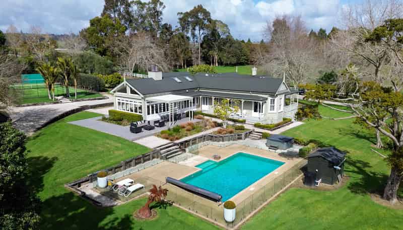 316 Monument Road, Clevedon