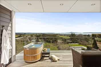 Auckland - Address withheld