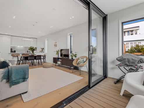 201/11 Paora Street, Orakei