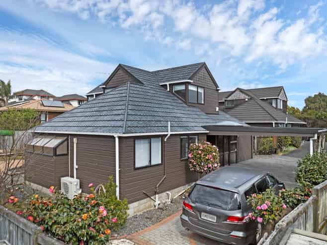 2/30 Eastridge Court, Northpark