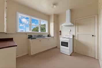 2 Fairlands Avenue, Waterview