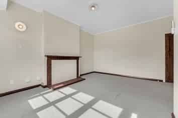4 Fairlands Avenue, Waterview