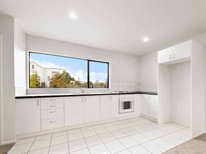 1 Briar Way, New Lynn