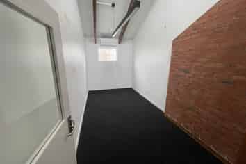 Central Onehunga Commercial Space with Parking
