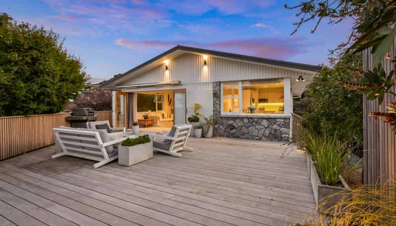 5 Chevron Place, Castor Bay