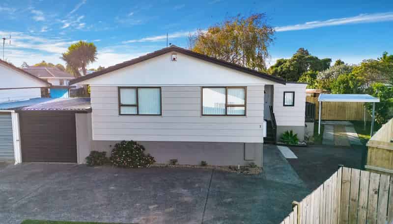 2/7 Mon Desir Place, Manurewa