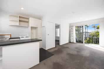 15/72 Kitchener Road, Milford