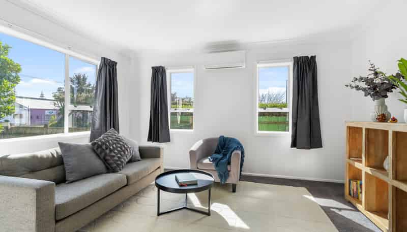 8 Cambridge Street, LEVIN