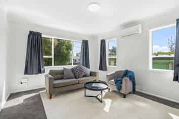 8 Cambridge Street, LEVIN