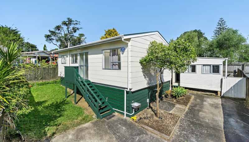2A Pine Street, New Lynn