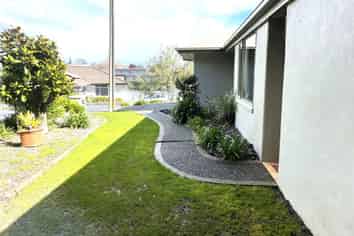 Nelson & Bays - Address withheld