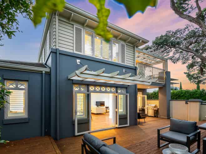 270 Hurstmere Road, Takapuna