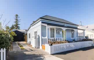 36 McGrath Street, Napier South