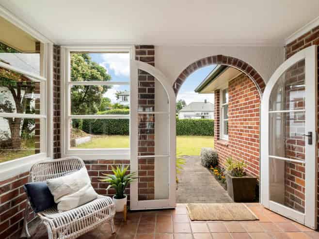31 Norwood Road, Bayswater