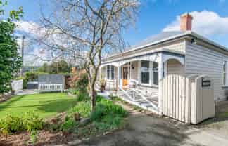 56 Gladstone Road North, Mosgiel