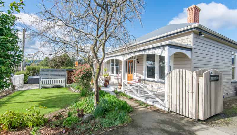 56 Gladstone Road North, Mosgiel