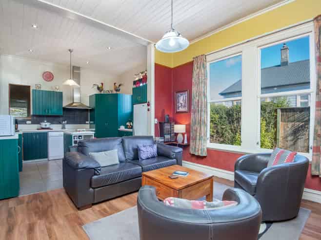 56 Gladstone Road North, Mosgiel