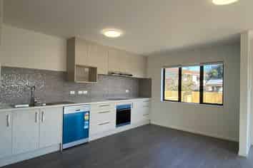 10 John Walker Drive, Manurewa