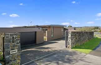 28 Luton Avenue, Sunnyhills